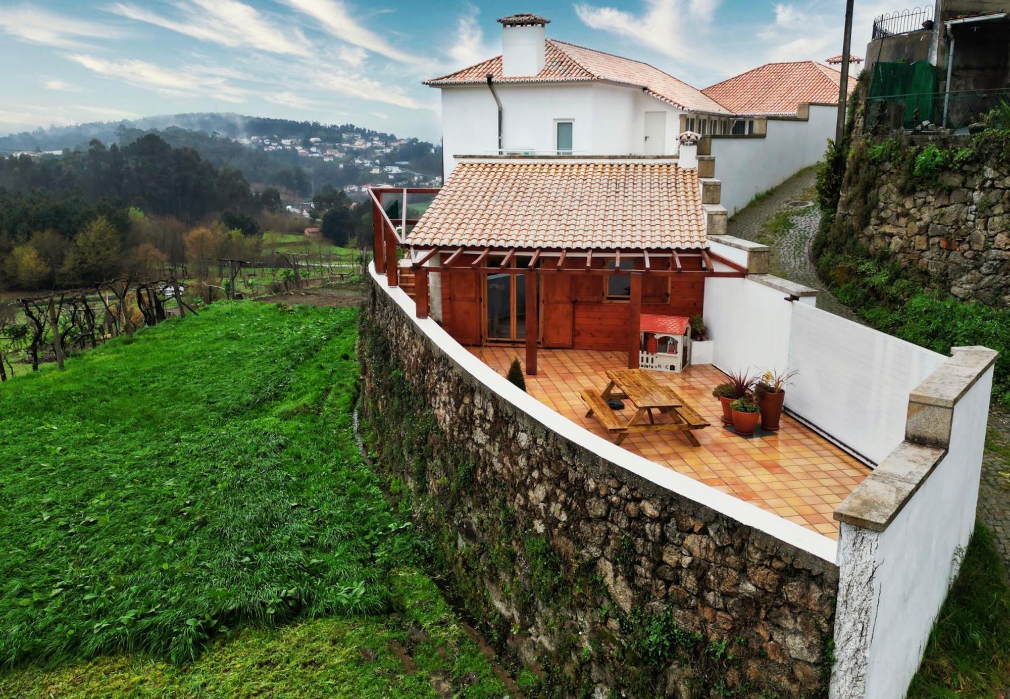 فالي دي كامبرا Coliving The Valley Portugal - Pt Apartamentos Com Cozinha Partilhada - En Apartments With Shared Kitchen المظهر الخارجي الصورة
